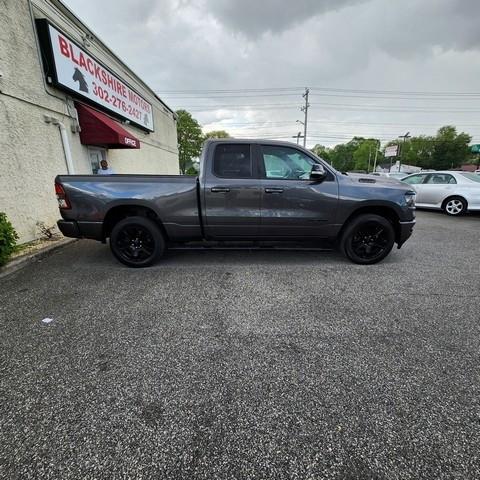 RAM 1500 Big Horn 4x4 Quad Cab 6'4" Box 2022