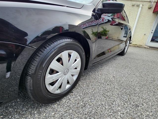 Volkswagen Jetta Sedan 4dr Auto 1.4T S 2016