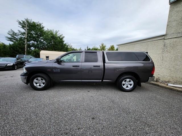 RAM 1500 4WD Quad Cab 140.5" Tradesman 2016