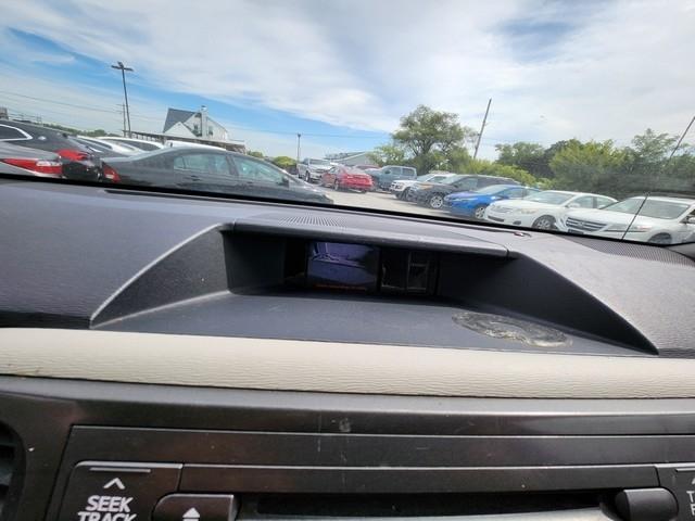 Toyota Sienna 5dr 7-Pass Van V6 LE AWD (Natl) 2014