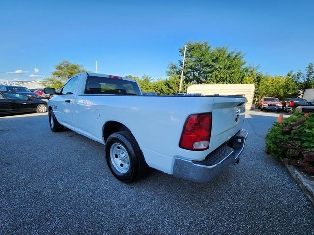 RAM 1500 Classic Tradesman 4x2 Reg Cab 8' Box 2019