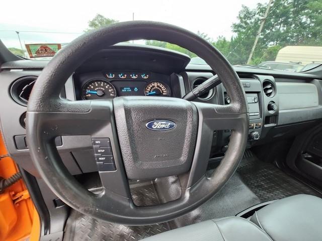 2014 Ford F-150 2WD Reg Cab 145" XL