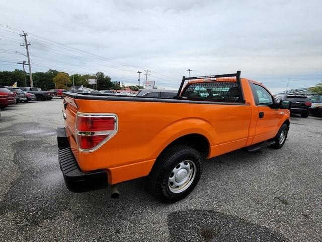Ford F-150 2WD Reg Cab 126" STX 2014