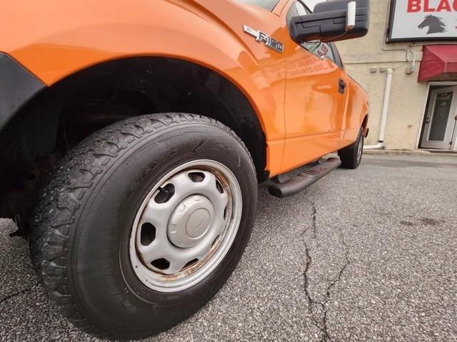 Ford F-150 2WD Reg Cab 126" STX 2014