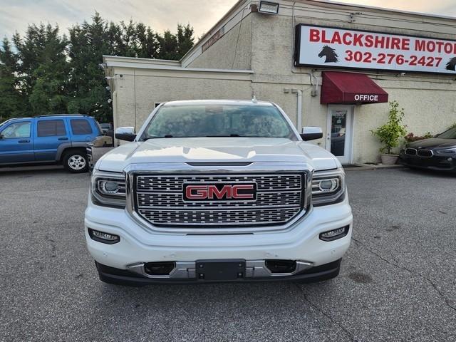 GMC Sierra 1500 4WD Crew Cab 143.5" Denali 2017