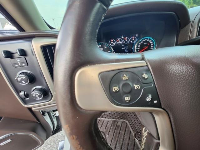 GMC Sierra 1500 4WD Crew Cab 143.5" Denali 2017