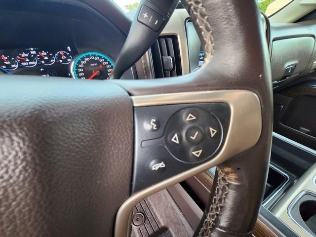 GMC Sierra 1500 4WD Crew Cab 143.5" Denali 2017