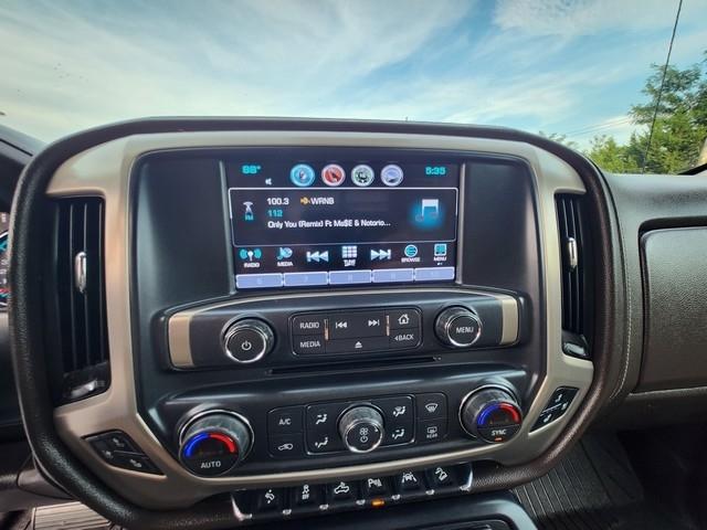 GMC Sierra 1500 4WD Crew Cab 143.5" Denali 2017