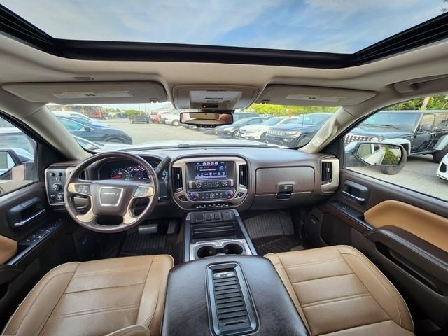 GMC Sierra 1500 4WD Crew Cab 143.5" Denali 2017