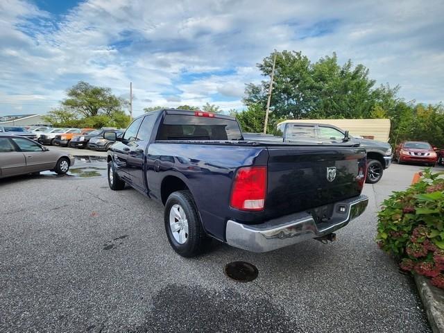 RAM 1500 4WD Quad Cab 140.5" Tradesman 2015