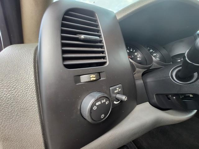 Chevrolet Silverado 1500 2WD Crew Cab 143.5" LS 2012