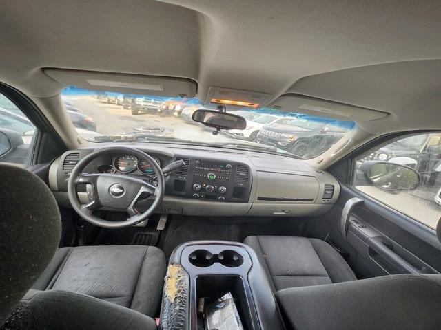 Chevrolet Silverado 1500 2WD Crew Cab 143.5" LS 2012