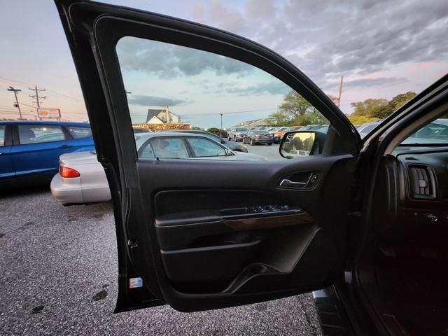 GMC Canyon 4WD Crew Cab 128.3" Denali 2018