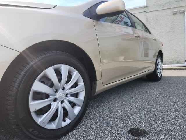 Toyota Corolla 4dr Sdn Auto LE Special Edition (Natl) 2013