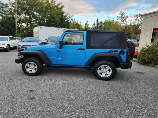 Jeep Wrangler 4WD 2dr Sport 2010