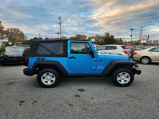 Jeep Wrangler 4WD 2dr Sport 2010