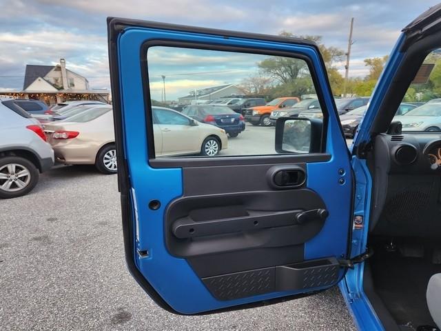 Jeep Wrangler 4WD 2dr Sport 2010