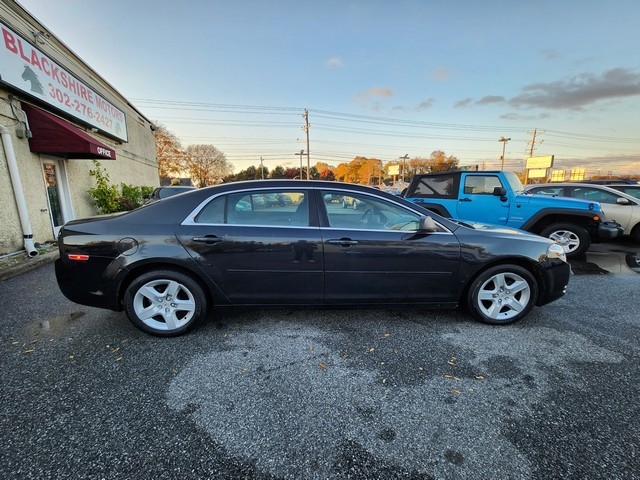 Chevrolet Malibu 4dr Sdn LS w/1LS 2011 Chevrolet Malibu 4dr Sdn LS w/1LS 2011
