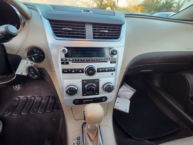 Chevrolet Malibu 4dr Sdn LS w/1LS 2011 Chevrolet Malibu 4dr Sdn LS w/1LS 2011