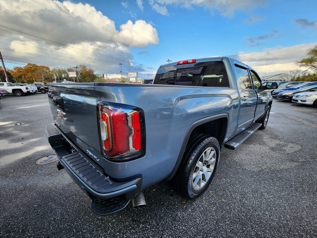 GMC Sierra 1500 4WD Crew Cab 143.5" Denali 2016 GMC Sierra 1500 4WD Crew Cab 143.5" Denali 2016