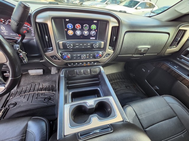 GMC Sierra 1500 4WD Crew Cab 143.5" Denali 2016 GMC Sierra 1500 4WD Crew Cab 143.5" Denali 2016