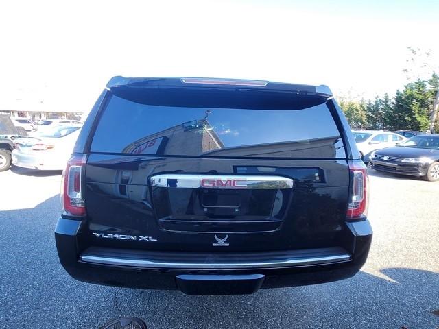 GMC Yukon XL 4WD 4dr Denali 2016
