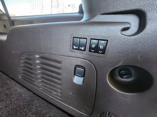 GMC Yukon XL 4WD 4dr Denali 2016