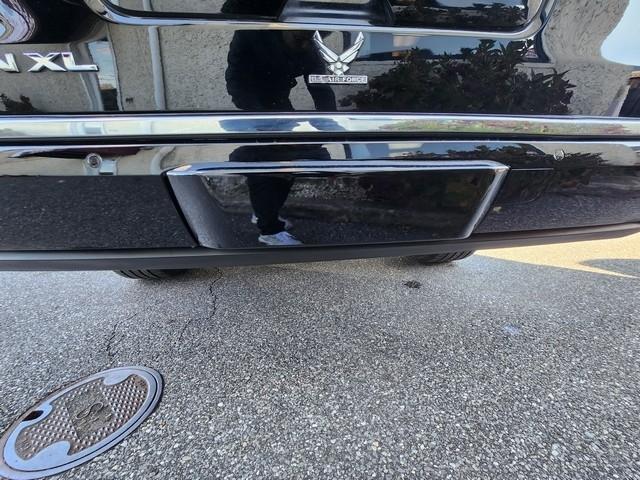 GMC Yukon XL 4WD 4dr Denali 2016