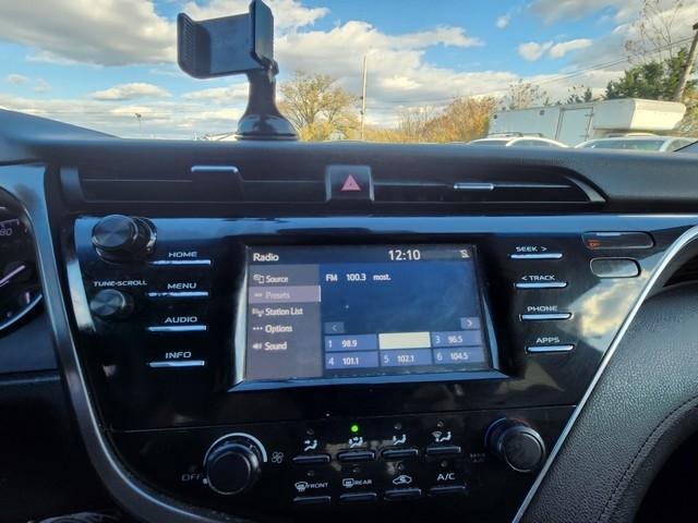 Toyota Camry XLE Auto (Natl) 2018