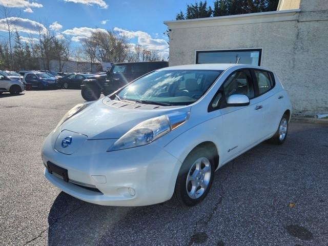 Nissan Leaf 4dr HB SV 2014