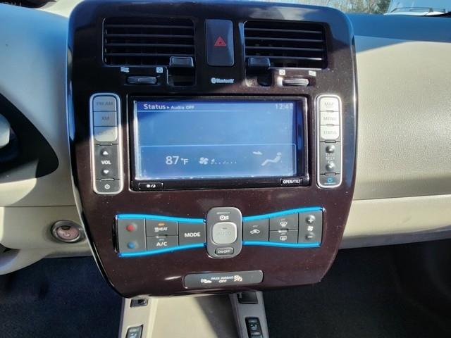 Nissan Leaf 4dr HB SV 2014