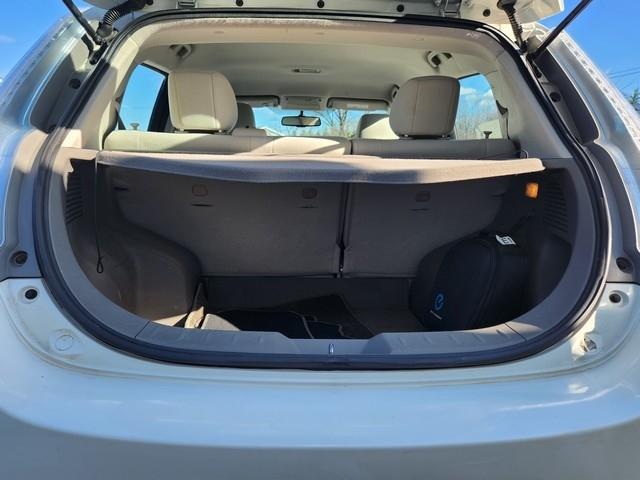 Nissan Leaf 4dr HB SV 2014