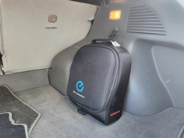 Nissan Leaf 4dr HB SV 2014