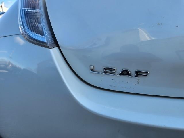 Nissan Leaf 4dr HB SV 2014