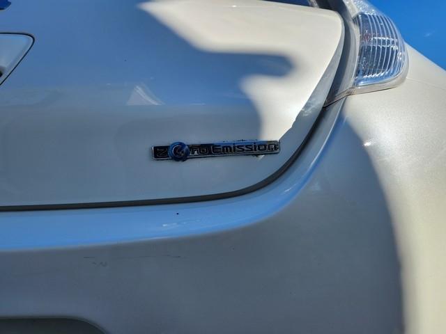 Nissan Leaf 4dr HB SV 2014