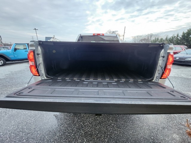 GMC Sierra 2500HD available WiFi 4WD Crew Cab 153.7" SLE 2015