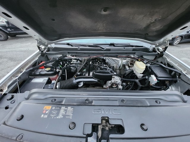 GMC Sierra 2500HD available WiFi 4WD Crew Cab 153.7" SLE 2015