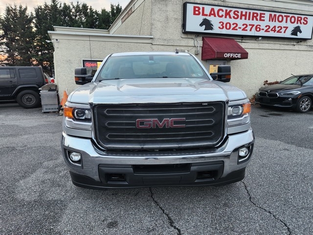 GMC Sierra 2500HD available WiFi 4WD Crew Cab 153.7" SLE 2015