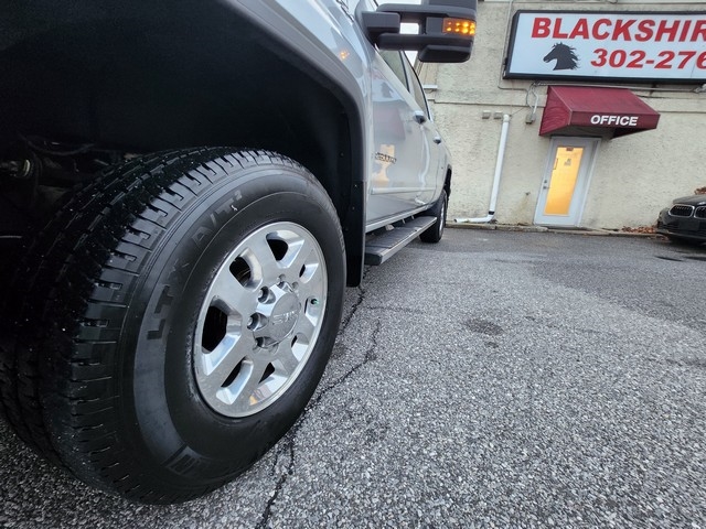 GMC Sierra 2500HD available WiFi 4WD Crew Cab 153.7" SLE 2015