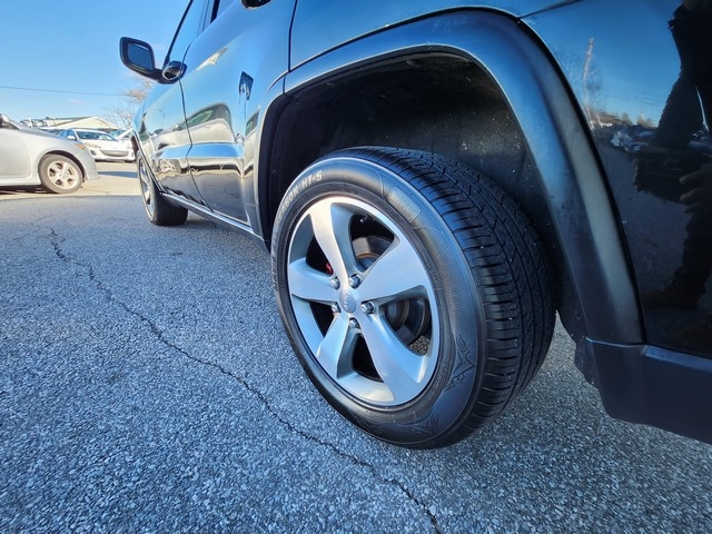 Jeep Grand Cherokee 4WD 4dr Laredo 2016