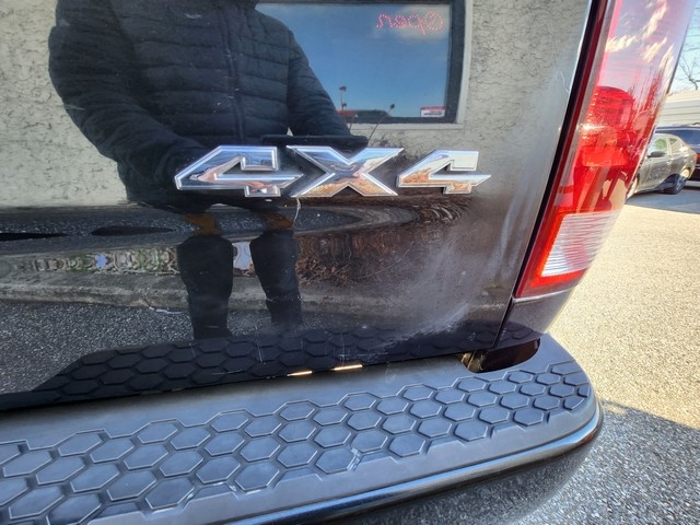 Dodge Ram 1500 4WD Quad Cab 140.5" Sport 2009