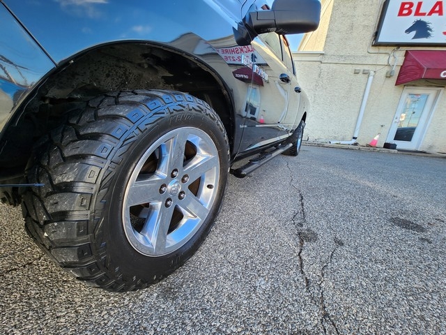 Dodge Ram 1500 4WD Quad Cab 140.5" Sport 2009