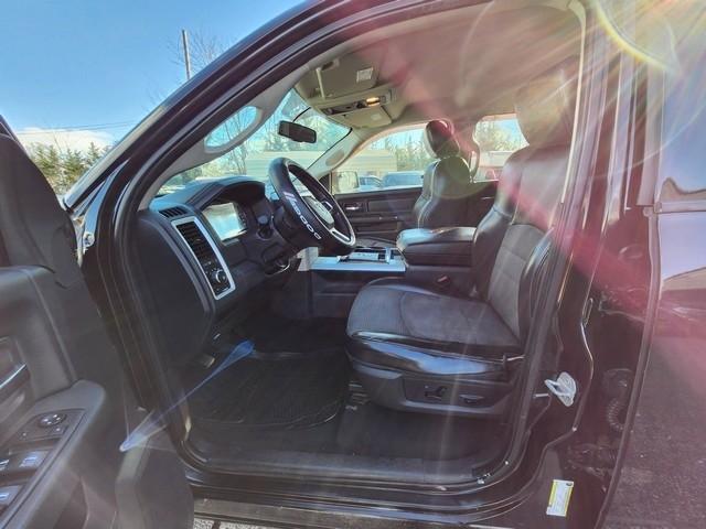 Dodge Ram 1500 4WD Quad Cab 140.5" Sport 2009