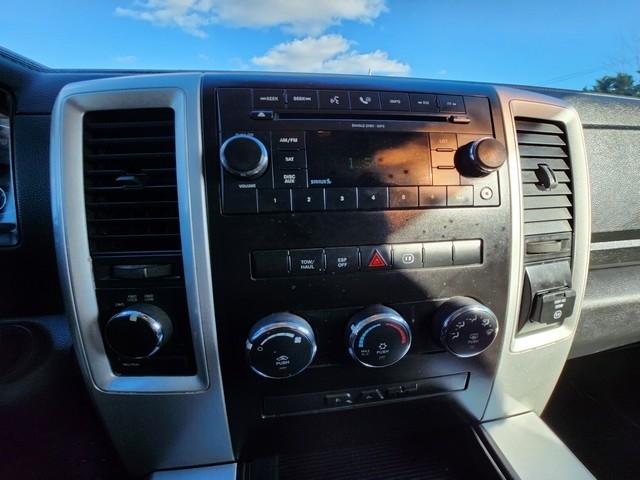 Dodge Ram 1500 4WD Quad Cab 140.5" Sport 2009