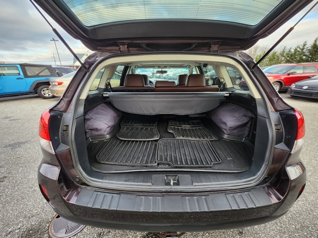 Subaru Outback 4dr Wgn H6 Auto 3.6R Limited 2013