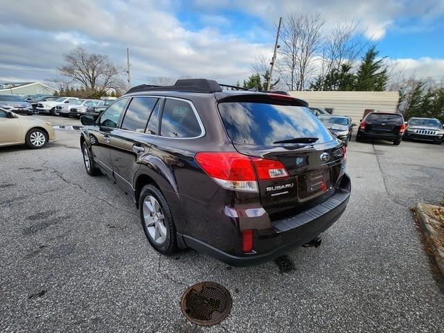 Subaru Outback 4dr Wgn H6 Auto 3.6R Limited 2013