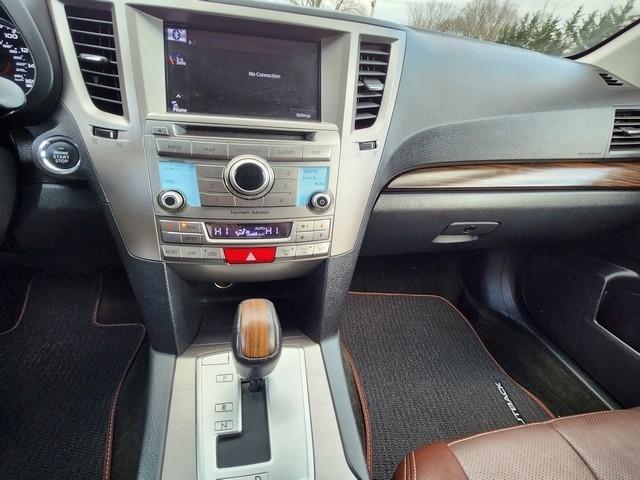 Subaru Outback 4dr Wgn H6 Auto 3.6R Limited 2013