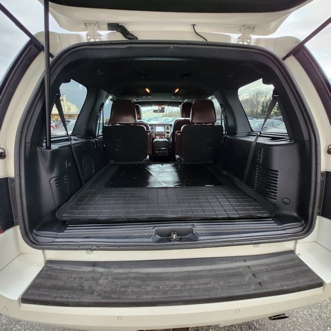 Ford Expedition 4WD 4dr Platinum 2016