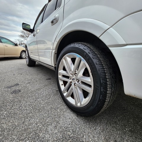 Ford Expedition 4WD 4dr Platinum 2016