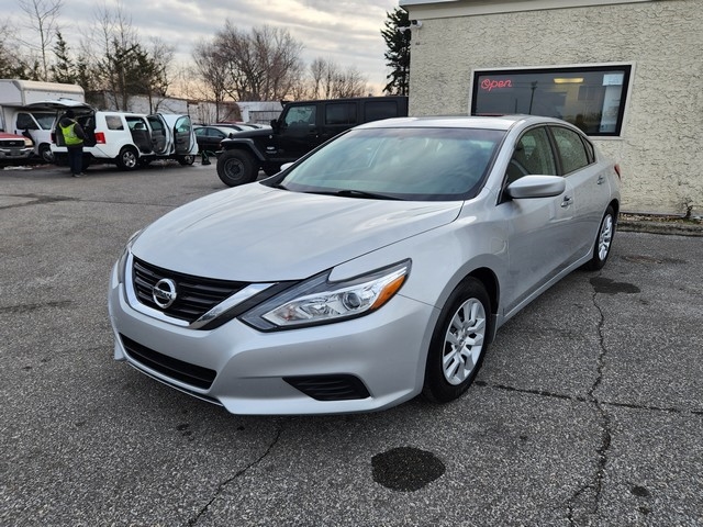 Nissan Altima 2.5 S Sedan 2017